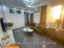 来噻好房 西位专属 满五 产权清晰 地铁门口,门口百亿商业