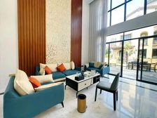 特价端头位 送200平大花园 8室8卫, 半岛一号只卖有缘人