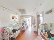 南北通透 精装修 龙博公寓 106平 楼层好 视野无遮挡