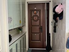 绿地小米公社别墅 111平3居 南向简装修