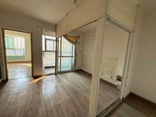 3月调价诚意出售)电梯6楼小区中间位置看房随时有钥匙