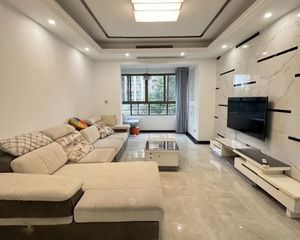 万达 地铁口旁 房东精装322 家具齐全 拎包入住59.8万