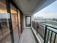 降价通知!!!新城千禧公园+4.5米大横厅设计+高品质商品房