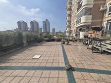 飞机户型送80 平 大露台看房说是也诚意1梯2户得房率高