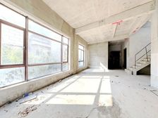 碧桂园凤凰城 别墅边位 四房两厅四卫 通风采风好