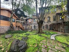 精装联排端户 位置安静 花园200平米 出行便利