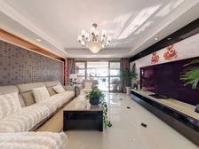 合景峰汇七期 双轻轨 近繁花,通透带装修大平层。