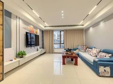 现代风格、新装修,多层洋房,南北双阳台 1、多层洋房