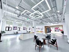 广渠路沿线独栋丨落地窗精装丨带车位精装可配家具丨能改格局免费