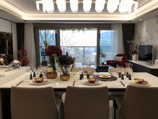 渝北中央公园 精装四房 152万起 门口30 轻轨5号线