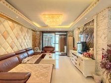 地铁,周边配套设施齐全,性价比114.18平