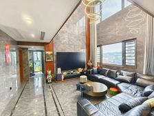 南湖公园旁 南北通透边套,朝南独立使用天台80平.