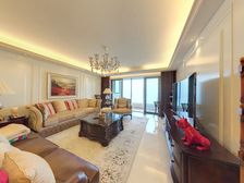 大平层 小区少有的户型 这个单价 出门就是地铁