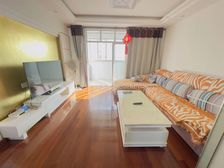 带大阁楼 送大车库 使用面积200平 有钥匙 随时看房