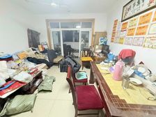 20 带20平大车库 近地铁前后无遮挡 满五