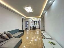 临港 正规商品房 南北通透 精装可拎包入住 低密宜居