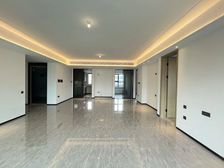 创新区学校旁,全新精装小高层1梯1户!税费各付降价急售随时看