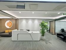 武侯区全新精装办公室 业主诚心急售 低于市场价2000可自用