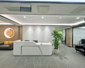 武侯区全新精装办公室 业主诚心急售 低于市场价2000可自用