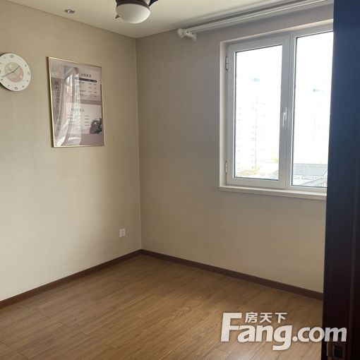 出租 马连道 新年华 第三区正规两居 随时看房 有钥匙