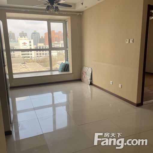 出租 马连道 新年华 第三区小区 71平 两居 随时看房