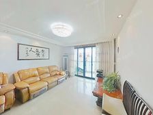 地铁7号线,双南飞机户型两房,有地下产权车位,急售定金可交房