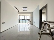 天誉智慧城雍江山 4室2厅2卫 普通装修 135万元