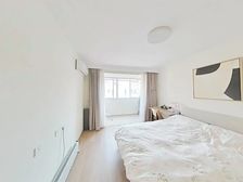 金杨新村四街坊 1室1厅1卫 精装修 270万元