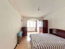 正东公寓 1室1厅 75.48平