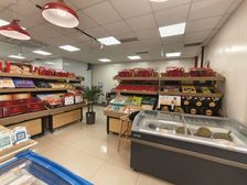 朝阳北路临街一层180平商业房本可餐饮便利店美发口腔门诊