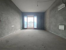 茶园新区 中国铁建万国城68号(二期)四房120万