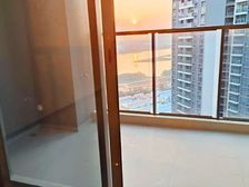 送车位 南沙保利天汇 急售降30 楼层好 精装可拎包入住