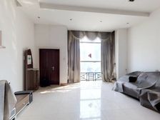 一栋洋房 4室2厅 205.61平