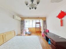 紧邻华理大 南北通边套全明两房 产权清晰 临近地铁 出行便利