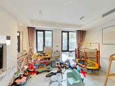 华夏金桂苑(别墅) 出行方便 精装可拎包入住 正南朝向