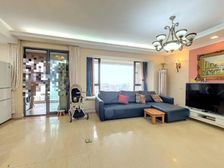 中海湖滨一号 4室1厅1卫 精装修 810万元