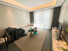 梅陇十一村 2室2厅1卫 精装修 290万元