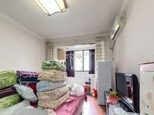 适合年轻小夫妻一家三口,或者一家三口