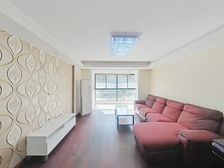 大三房户型端正,南北通,前后无遮挡,观澜+五三