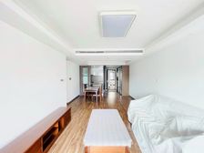 唐冶核心地段,万科物业精装修。