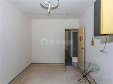 12号线地铁口一房可改两房,精装修看中好谈