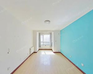 长阳南北双通透 三居+出+高楼层+明厨明卫