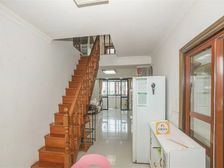 华夏西校双卫大三房(楼上做两个房间)捡皮夹子的好房