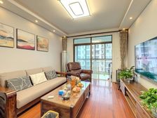 阳光绿园二期精装2房,位置好,业主诚心出售,看房方便