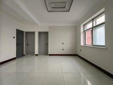 七中西校区宝云小区88平三室精装修老证带小房地暖天然气