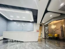 集团总部丨整层含楼过道丨精装带家具丨临地铁车位可分割丨随时看