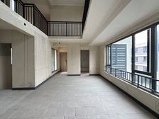 融创隐溪晓院 上叠别墅 140.91平 南向 着急出售