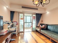 东外滩少见的电梯小高层!精装修!带产权车位,不靠马路采光好!