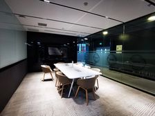 精装带全套办公家具 1工位起租 另有单间 一价全含