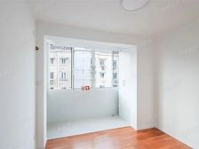 全明三房户型,1T2户得房率高,精装修,近地铁,同济,铁岭。